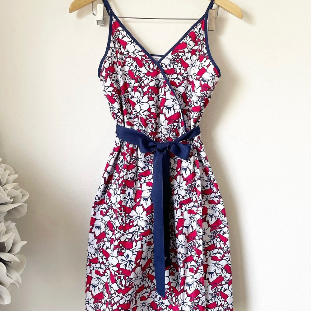 VINEYARD VINES X TARGET Red Hibiscus Flower Whale
V-Neck Wrap Dress XS - Picture 9 of 15